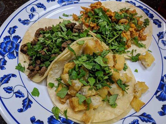 Taqueria Tres Hermanos